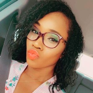 Meet your Posher, Adele